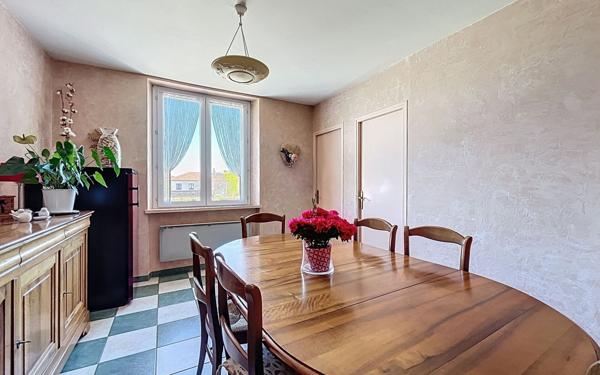 Maison à vendre    7 pièces • 174 m2 Tournon-sur-Rhône