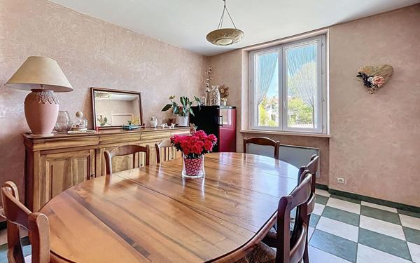 Maison à vendre    7 pièces • 174 m2 Tournon-sur-Rhône