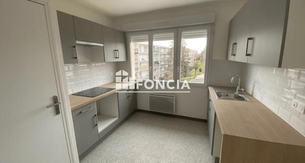 Location Appartement 4 pièces 66.65 m² - Conflans-sainte-honorine 78700