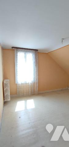 Le Mans FUNAY Maison 112 m² 3 chambres avec sous sol parcelle de 740 m²