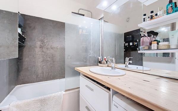 Appartement à vendre    2 pièces •  Aurillac