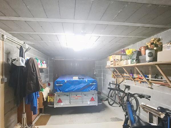 Maison à vendre à Saumur - 110 m², proche centre-ville avec garage et sous-sol