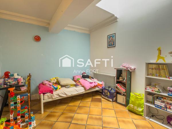 Immeuble avec maison de ville et local commercial en RDC – Villeneuve-sur-Lot