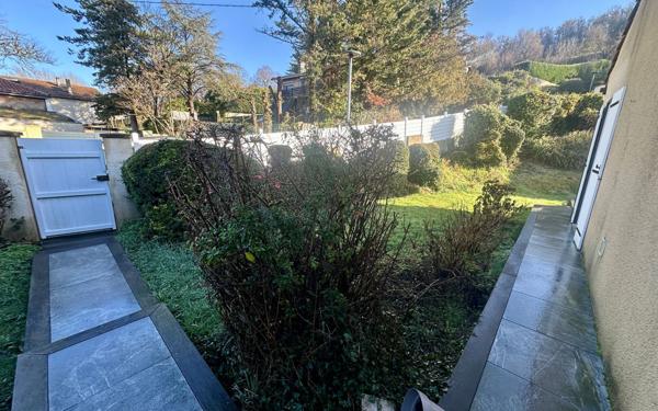 Maison à vendre    4 pièces •  Saint-Donat-sur-l'Herbasse