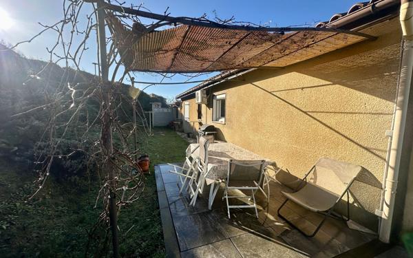 Maison à vendre    4 pièces •  Saint-Donat-sur-l'Herbasse