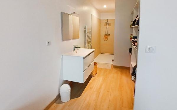 Appartement à vendre    2 pièces • 42,75 m2 Sérignan