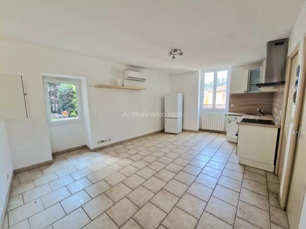 Location                                                      Appartement
                        
                     2 pièces                      35 m2                     à Draguignan