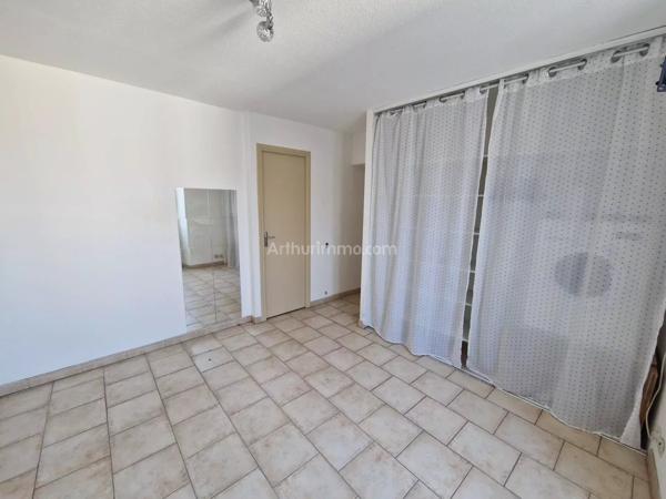 Location                                                      Appartement
                        
                     2 pièces                      35 m2                     à Draguignan