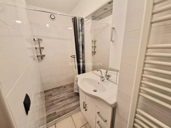 Location                                                      Appartement
                        
                     2 pièces                      35 m2                     à Draguignan
