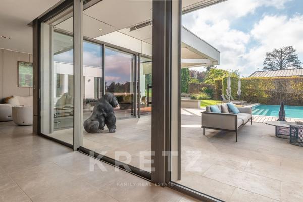 SAINT-CYR-AU-MONT-D’OR – VILLA D’ARCHITECTE CONTEMPORAINE – 293 M² – 4 CHAMBRES – PISCINE