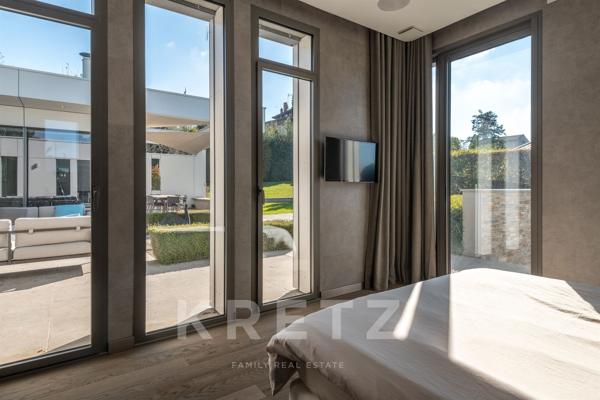 SAINT-CYR-AU-MONT-D’OR – VILLA D’ARCHITECTE CONTEMPORAINE – 293 M² – 4 CHAMBRES – PISCINE