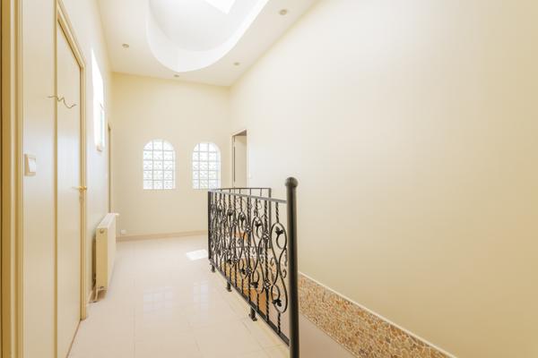 Aulnay SUD Maison de 230m2 + 2 studios avec jardin