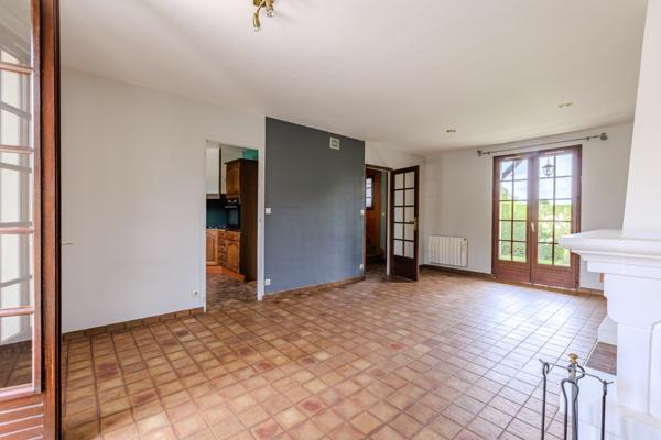 MAISON 6 PIECES .- 104 m² - SERAZEREUX 28 Nogent-le-Roi (28210)