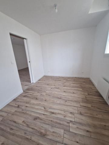 A LOUER APPARTEMENT RDC ESTERNAY