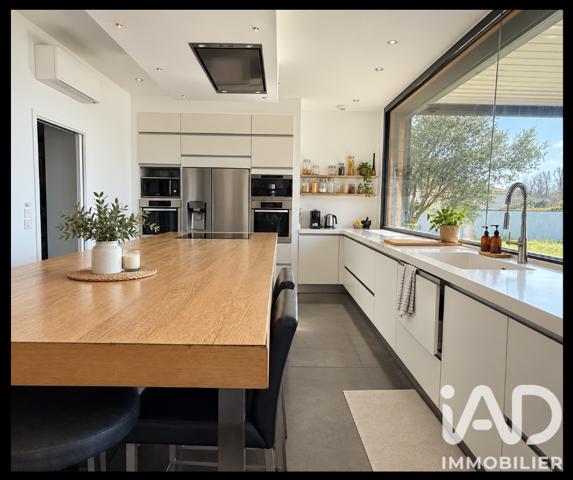 Maison à vendre 7 pièces 250 m² Lavernose-Lacasse