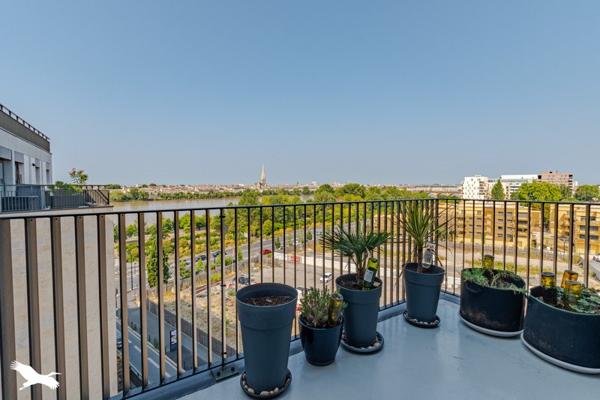 Appartement 437 500 € Bordeaux 4 p 91 m² DPE A