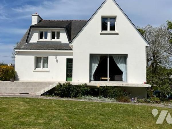 Maison spacieuse sur sous sol 