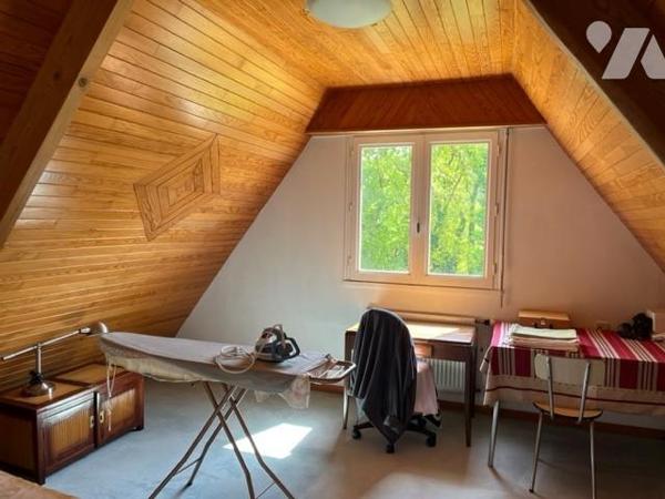Maison spacieuse sur sous sol 