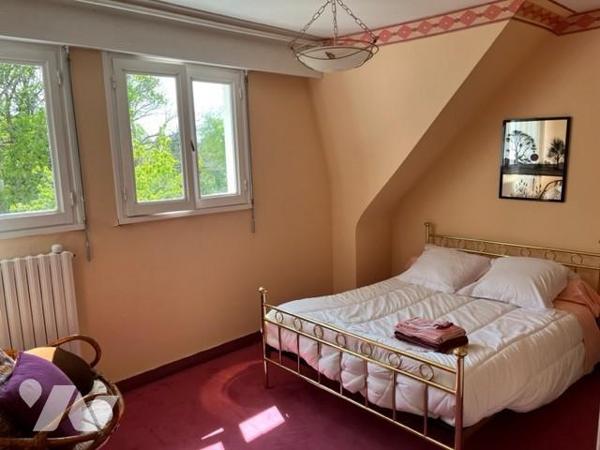 Maison spacieuse sur sous sol 