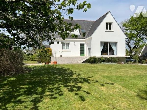Maison spacieuse sur sous sol 