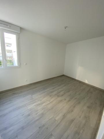 Bassins à Flot - Appartement T3 parking - Balcon 