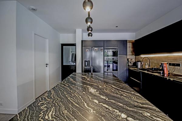 Une villa de style moderniste à Narrosse