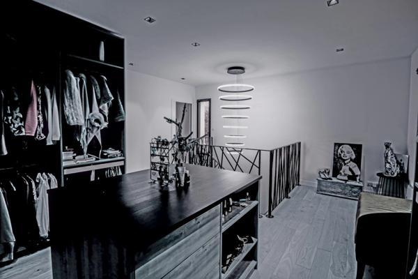 Une villa de style moderniste à Narrosse