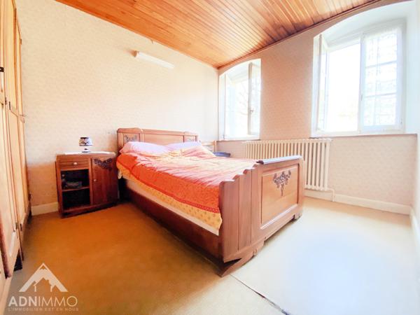 Farges (01550) MAISON 5 PIÈCES 160 M2 + GRANGE À RÉHABILITER