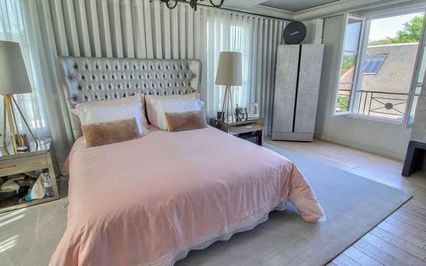 Maison à vendre    9 pièces •  Magny-le-Hongre