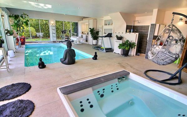 Maison à vendre    9 pièces •  Magny-le-Hongre