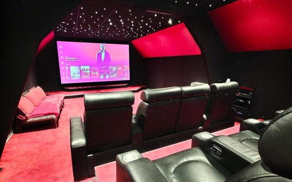 Maison à vendre    9 pièces •  Magny-le-Hongre