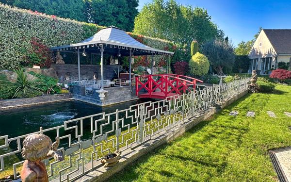 Maison à vendre    9 pièces •  Magny-le-Hongre