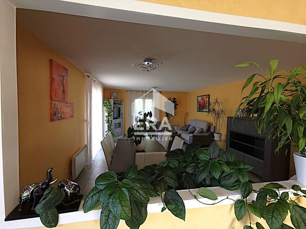 Maison  lumineuse - Plein Sud -  Jardin paysager - Proche commodités