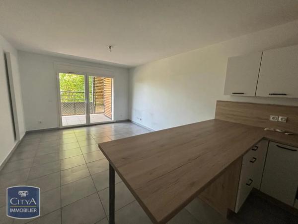 Appartement à louer 3 pièces 62.2m² Aix-les-Bains (73100)