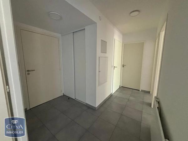 Appartement à louer 3 pièces 62.2m² Aix-les-Bains (73100)
