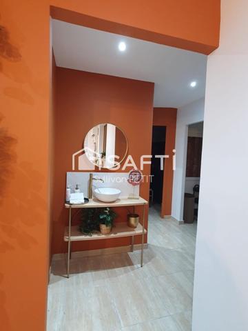 Reprise clé en main d'un local commercial refait à neuf, emplacement premium à Dillon (zone commerciale), bail sécurisé et loyer attractif !