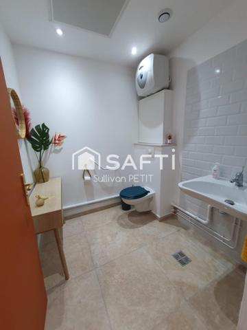 Reprise clé en main d'un local commercial refait à neuf, emplacement premium à Dillon (zone commerciale), bail sécurisé et loyer attractif !