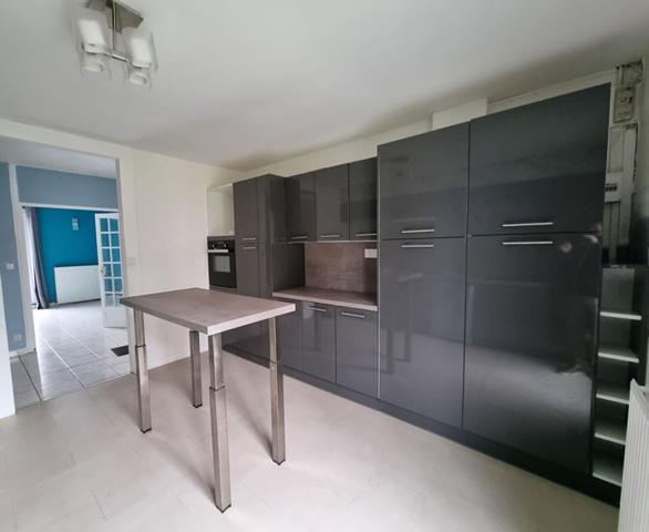 Maison semi-plain-pied individuelle, La Bassée, 7 pièce(s), 146 m2