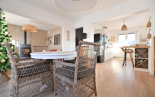 Maison à vendre    4 pièces • 130 m2 Drucat