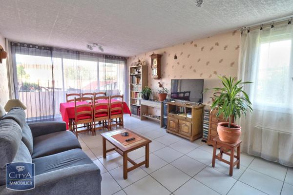 Vente appartement Unieux (42240) 3 pièces 77.98m²