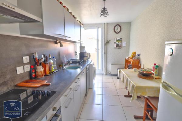 Vente appartement Unieux (42240) 3 pièces 77.98m²