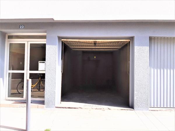 Parking · Location Grenoble (38100)