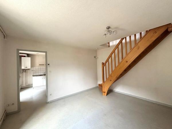 Appartement à louer 2 pièces 47.41m² Audincourt (25400)
