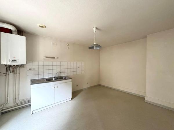 Appartement à louer 2 pièces 47.41m² Audincourt (25400)