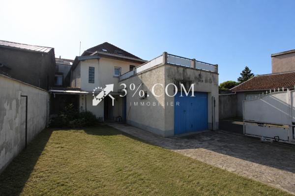 Maison
                                                                                                                                                                                                                                                                                                                        4 pièce(s)                                                                                                                                                                                                          2 chambre(s)                                                                                                                                                                                                          109  m²
