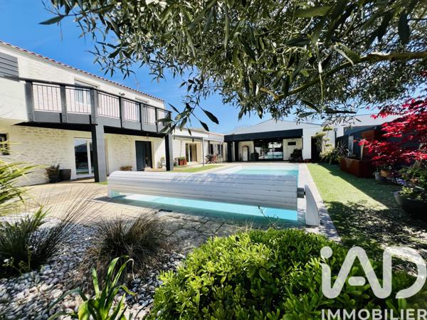 Maison à vendre 6 pièces 220 m² Dompierre-sur-Mer