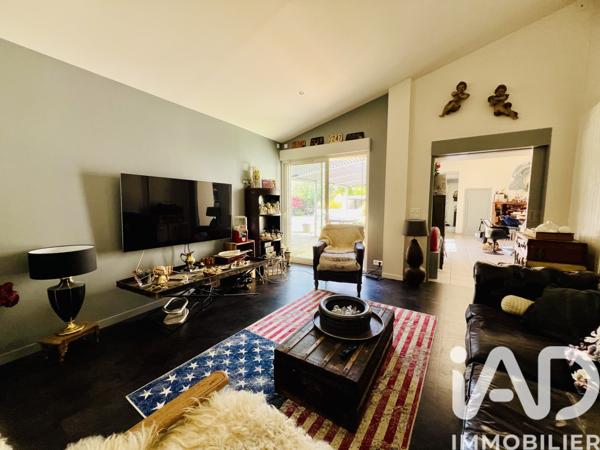 Maison à vendre 6 pièces 220 m² Dompierre-sur-Mer