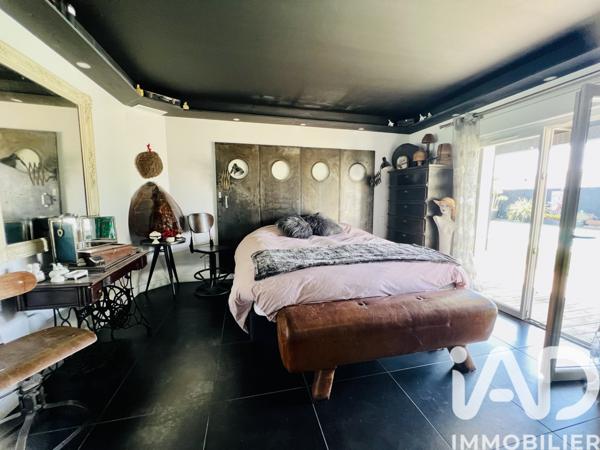 Maison à vendre 6 pièces 220 m² Dompierre-sur-Mer