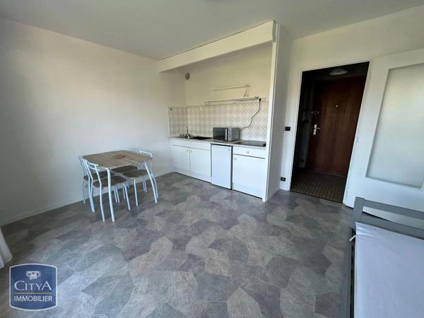 Appartement à louer 1 pièce 22.04m² Chambéry (73000)