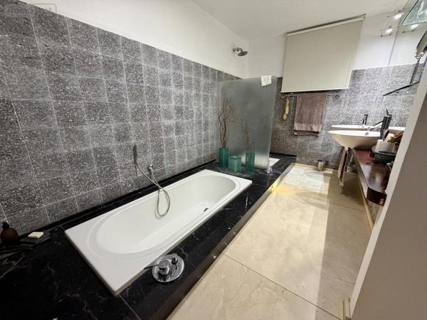 Terrain à Batir à vendre à Sainte-Marie à la Réunion (97438), ref : 97409-301